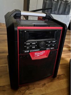 Milwaukee radio / speaker