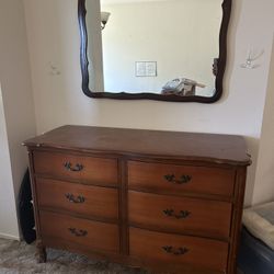 Vanity Mirror & Dresser