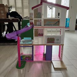 Barbie DreamHouse, Doll House Play Set