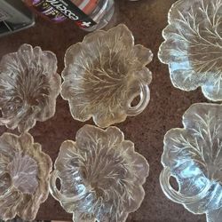 6 Vintage Leaf Bowls