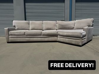 FREE DELIVERY || Mor Furniture 2Pc Sectional Couch