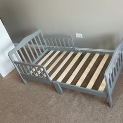 Toddler Bed  With Mattress/ Dresser 6 Drawer