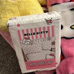 Hello Kitty sheets 