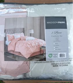 Madison Park Q, Tufted, bed in a bag