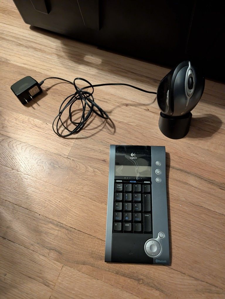 Logitech MX1000 Laser Cordless Mouse And DiNovo MediaPad Bluetooth Remote Commander Numeric Keypad And Mouse