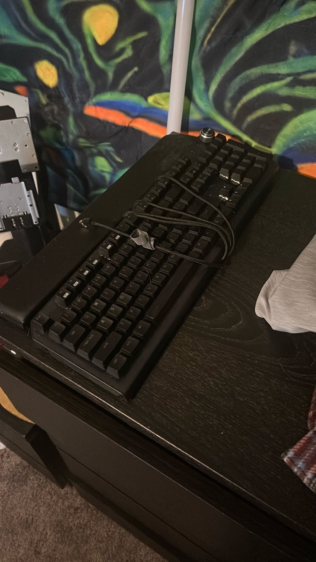 Rosewill Keyboard With Wrist Rest