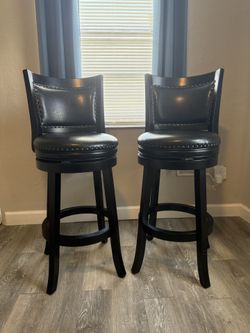 Bar Stool | Swivel with Solid Wood Frame