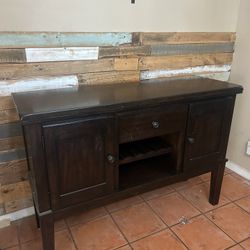 Dining Room Buffett Table With Wine Rack