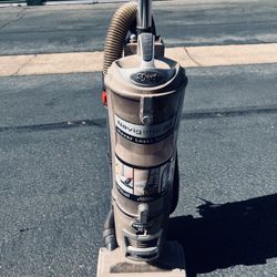 Shark Vacuum 