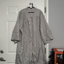 Jostens Gray Graduation Gown (Size 5’4” - 5’6”)