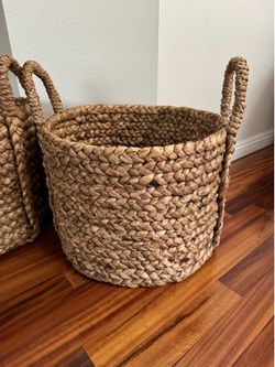 Pottery Barn XL Beachcomber Seagrass Basket