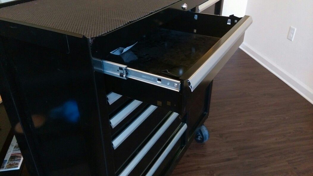 CRAFTSMAN 41 inch Premium Heavy Duty Tool Chest for Sale in Pflugerville, TX OfferUp