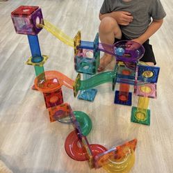 Picasso Magnetic Marble Run Set 