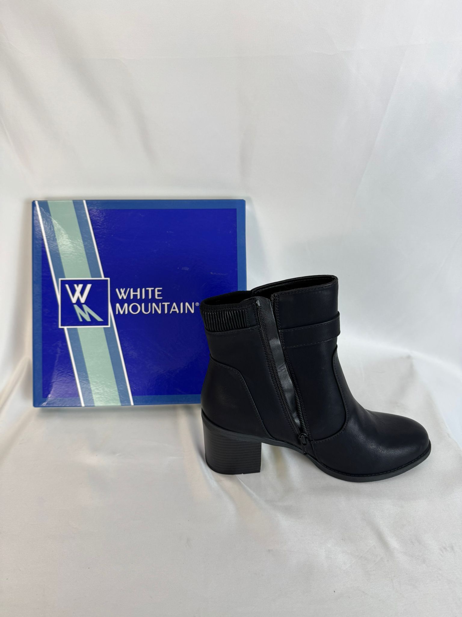 White Mountain Dessert Black Smoot Booties 9.5M