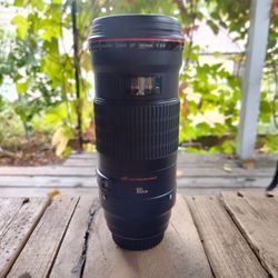 Canon EF 180mm Macro L Lens 