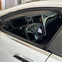 Tesla Yoke Steering Wheel For Model X/S