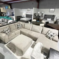 Sectional In Stock For Immediate Delivery 