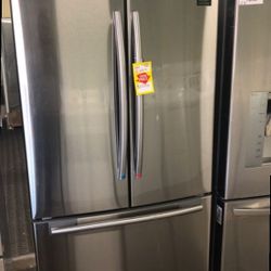 Samsung 33in W French Door Refrigerator (Model:RF18HFENBSR)