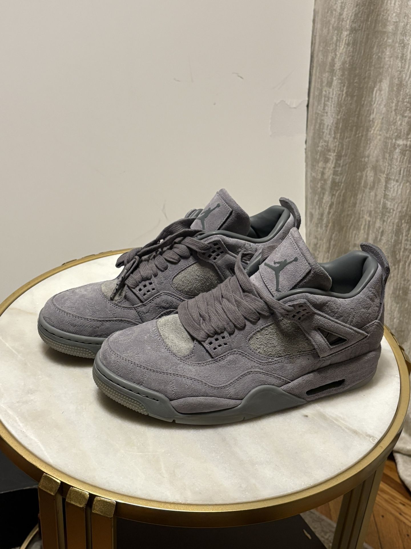 KAWS x Air Jordan 4 Retro “Cool Grey”