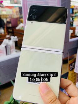 Unlocked - samsung Galaxy Zflip 3 128 Gb and clean imei