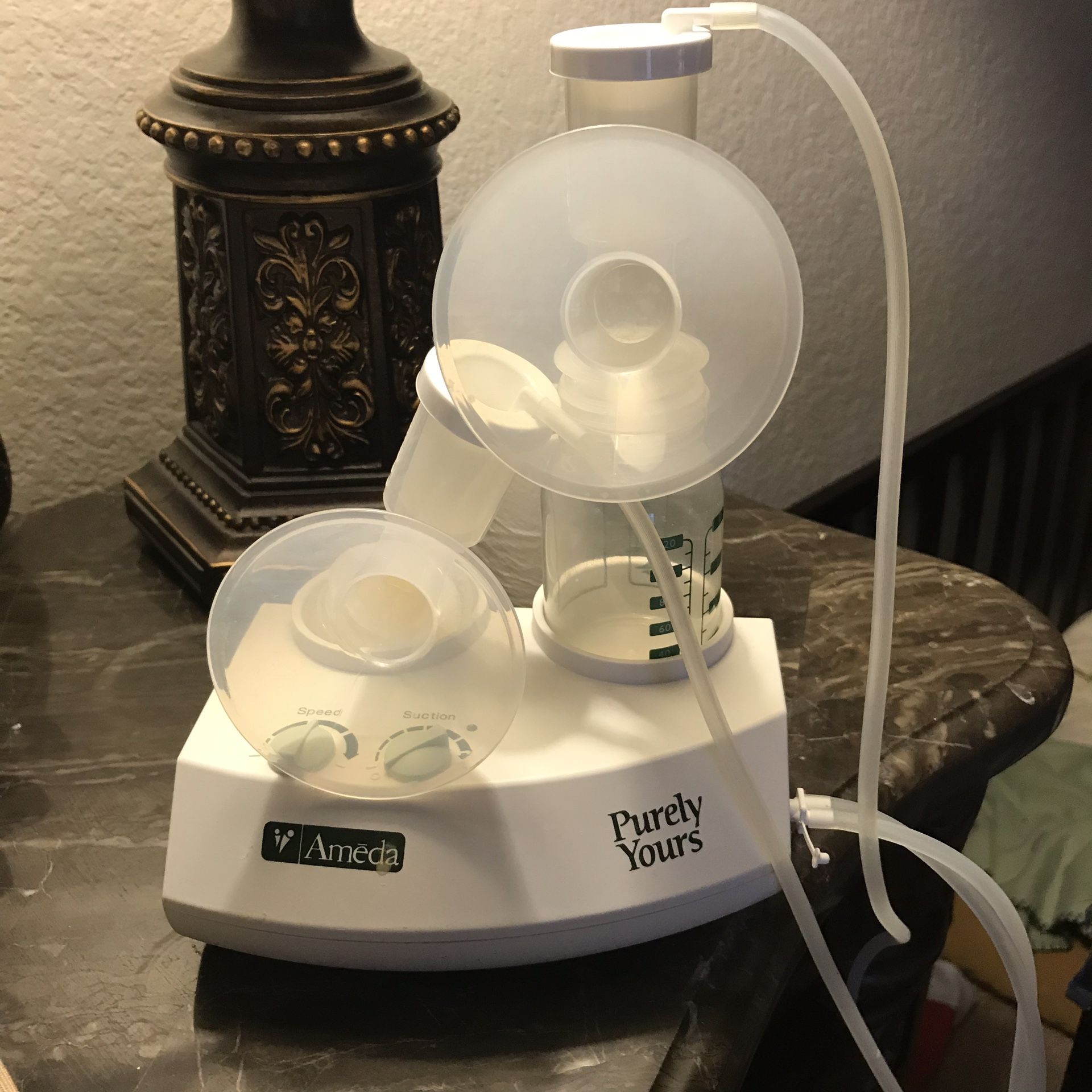Electrical breast pump
