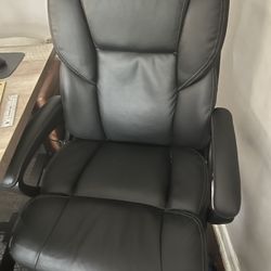 Desk chair