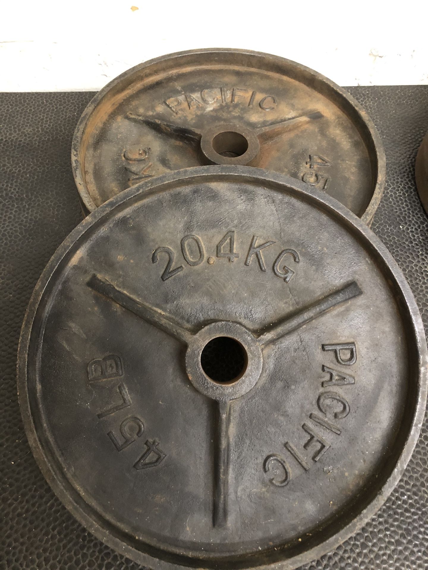 Pacific vintage deep dish olympic weight plates - 180 lbs
