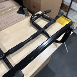 Portable Pull Up Bar Door Body Lifting Workout
