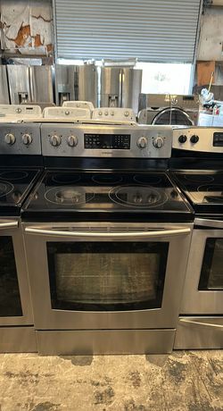 Samsung Stainless Electric Stove 5.8 cu ft