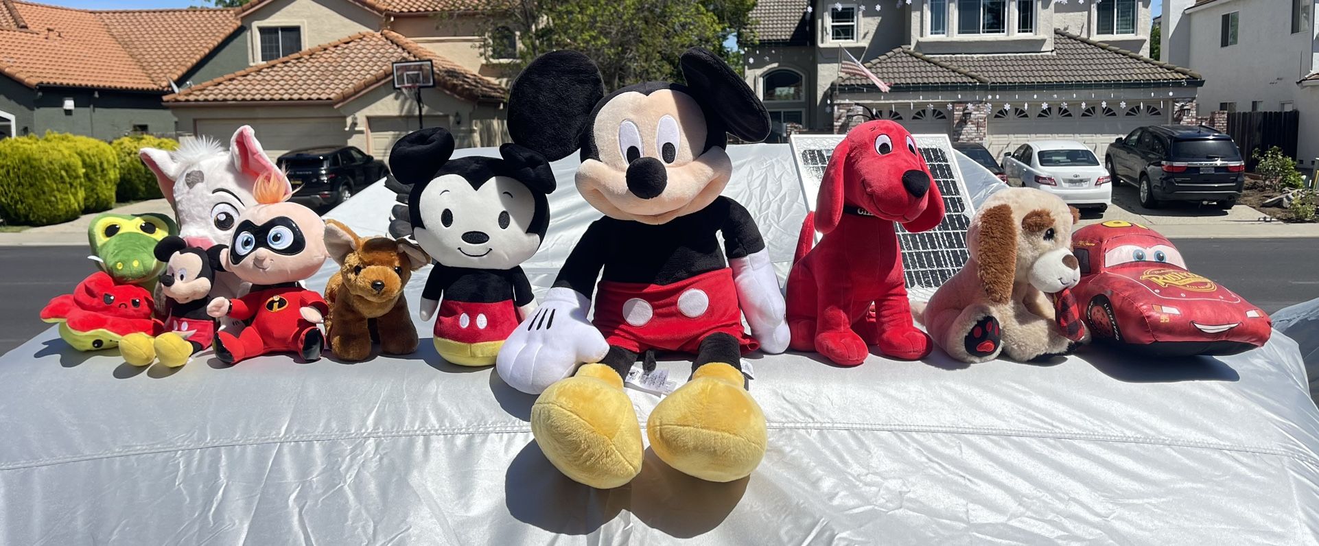 11  Plush Stuffed Toys