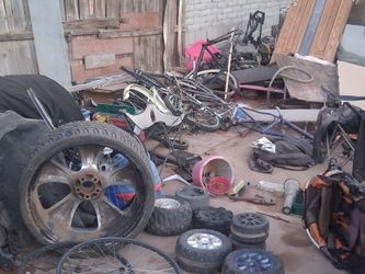 Everything must go