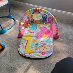 Fisher-Price
Fisher-Price Baby Gym With Kick & Play Piano Learning Toy