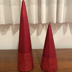 Set of 2 Red Decorative Candles With Glitter Base