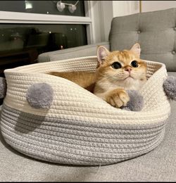 Knitted Cat and Dog Pet Bed