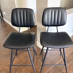 Set of 2 Black Bar Stools