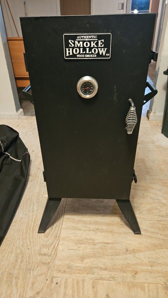 Wood Hollow Smoker