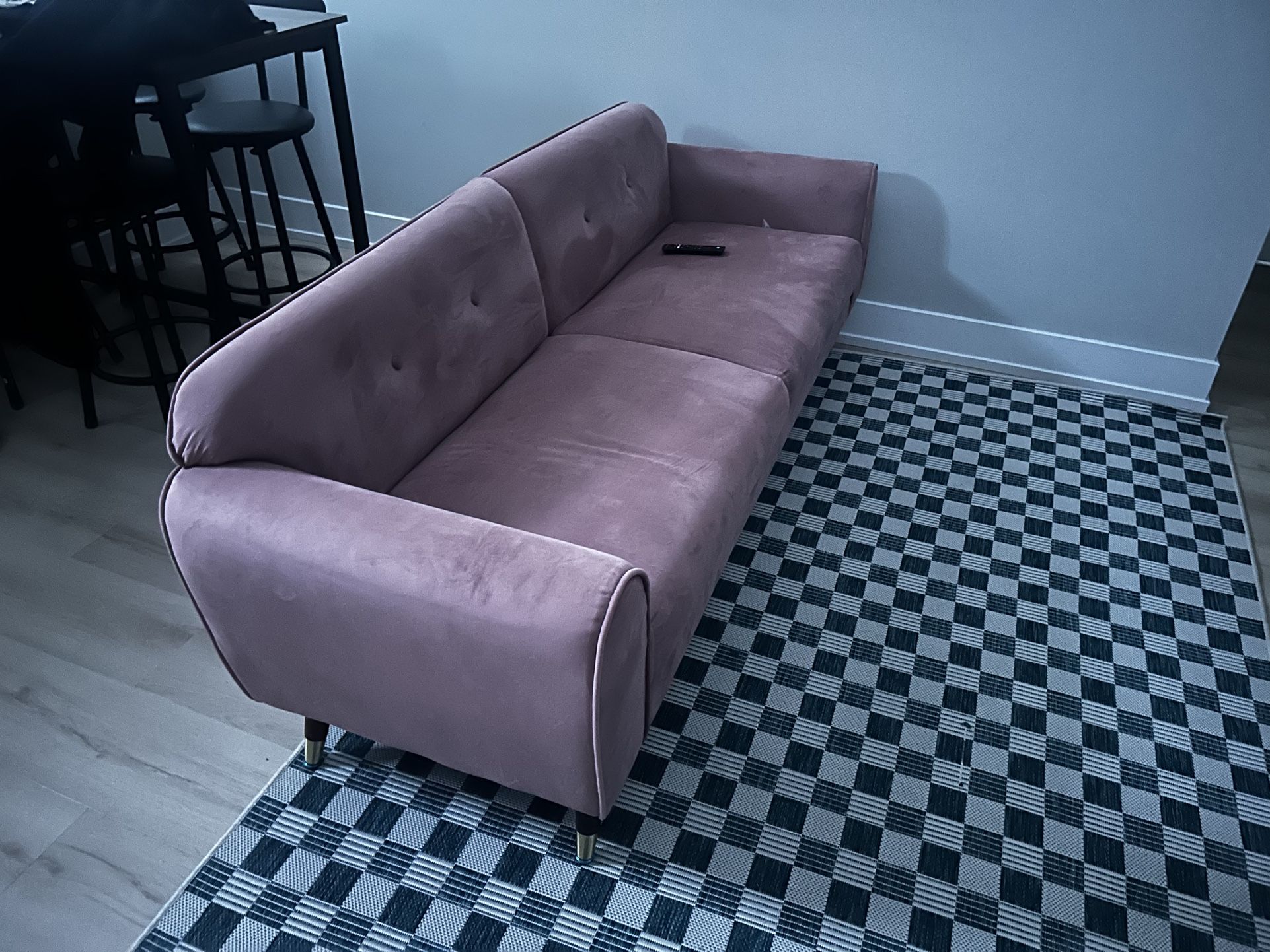PICK UP TODAY- PINK COUCH