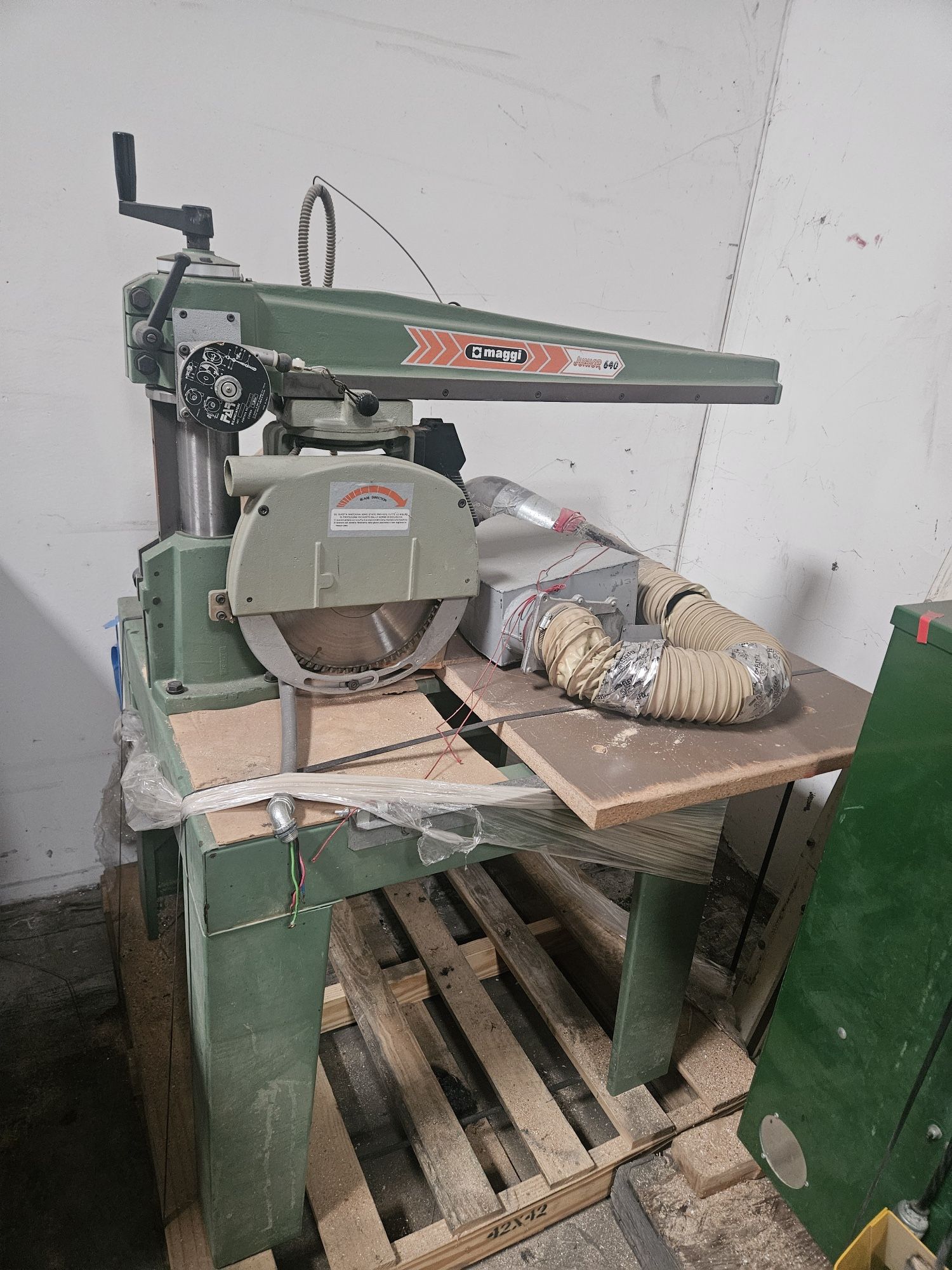 Maggi Junior 640 Radial Arm Saw