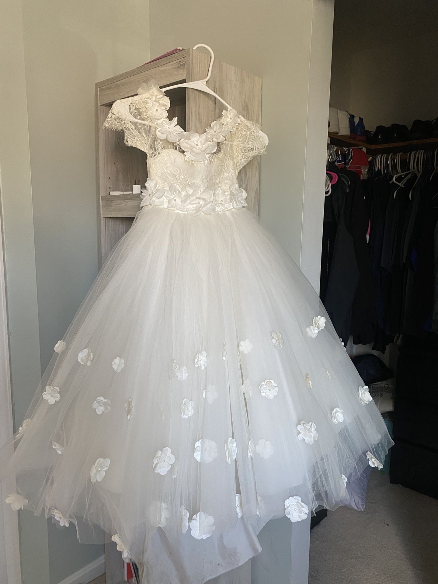 Flower girl Dress Size 6