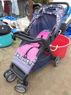Baby Girl Stroller$15