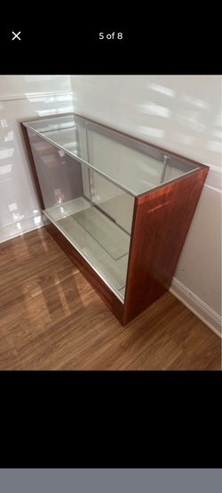 DISPLAY CASE
