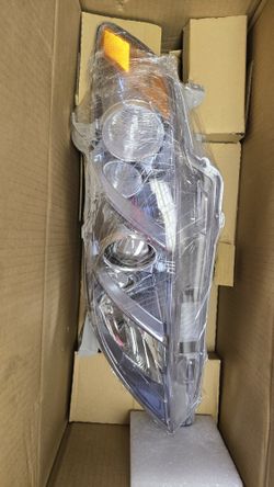 07-09 Camery Headlight