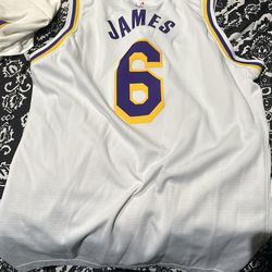 LeBron James Number 6 Size Youth Large