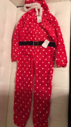 Christmas Onesie Never worn Size: M(7/8) $10