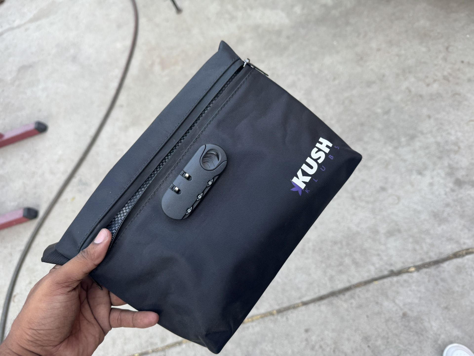 Smell Proof Hand Bag With Lock