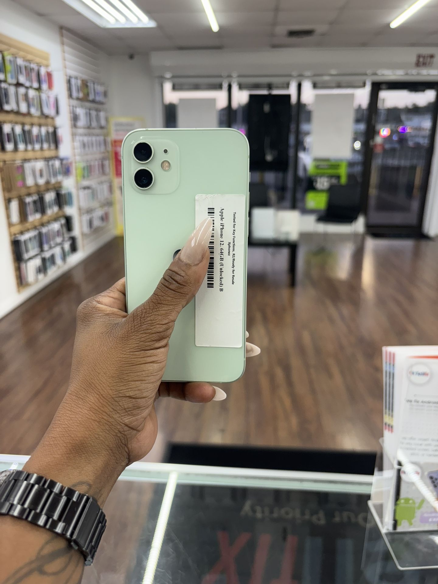 iPhone 12GB