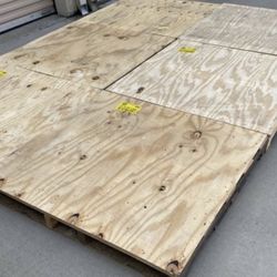 48x45 Wood Pallets Heavy Duty Type Ply Wood In Top