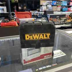 Dewalt 40 ft. Red Self-Leveling Cross Line Laser Level with (2)AA Batteries And Case