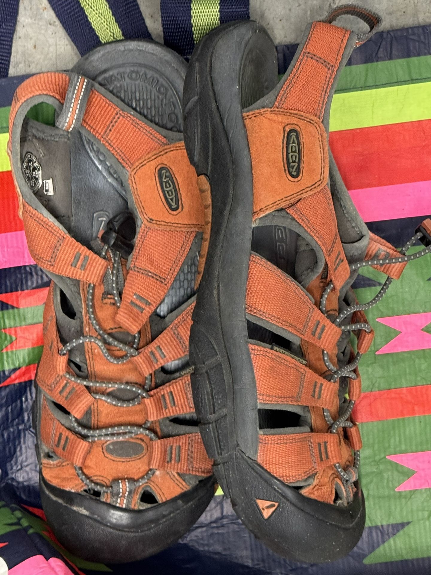 Keen Size 10