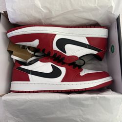 Jordan 1 Chicago lows